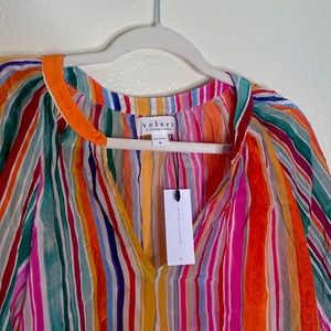 Velvet by Graham and Spencer V Neck Printed Top